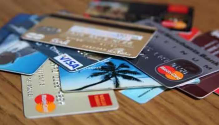 Credit Card Usage: క్రెడిట్ కార్డ్ లు వాడుతున్నారా.. ఈ జాగ్రత్తలు తీసుకోకుంటే అప్పులపాలవ్వడం ఖాయం