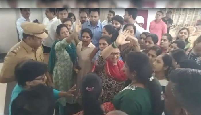 Maharashtra: బలవంతంగా బట్టలు విప్పి బాలికల పీరియడ్స్ చెక్ చేసిన ఘటన