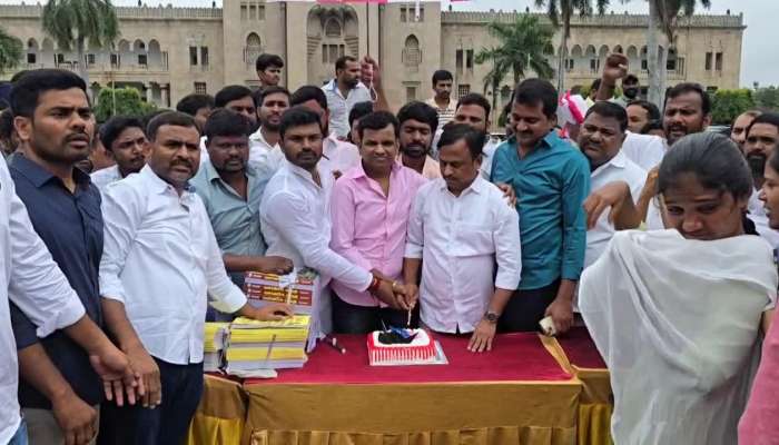 Ex Minister KTR Birthday Celebrations In Osmania University