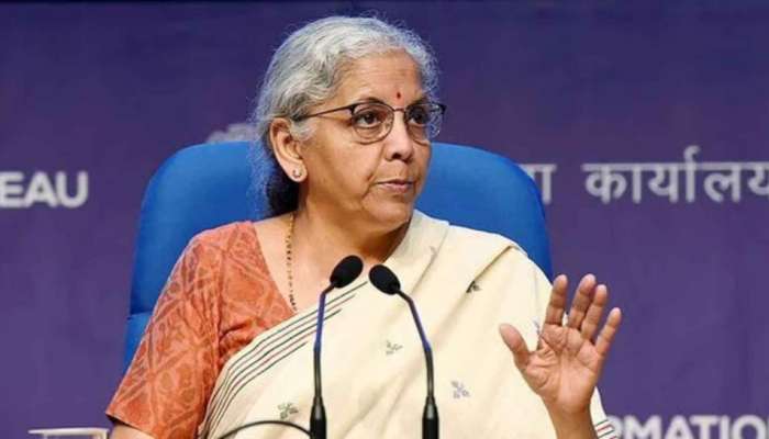 New Income Tax Bill: ప్రైవేట్‌ ఉద్యోగులకు గుడ్‌న్యూస్.. లోక్‌సభలో కొత్త ఆదాయపు పన్ను బిల్లు..!! 