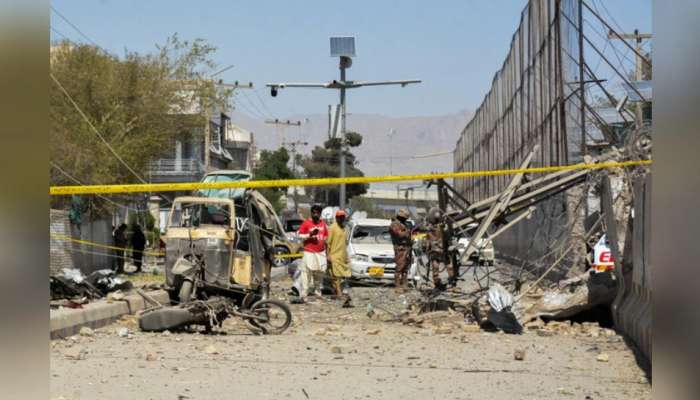 Pakistan Bomb Blast: పాకిస్థాన్ లో మరో బాంబ్ పేలుడు.. వాళ్లే టార్గెటా..!