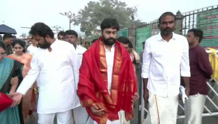 Film Actors Ashu Reddy Kona Venkat And Chandrababu Son Rohith Visits Tirumala Temple 