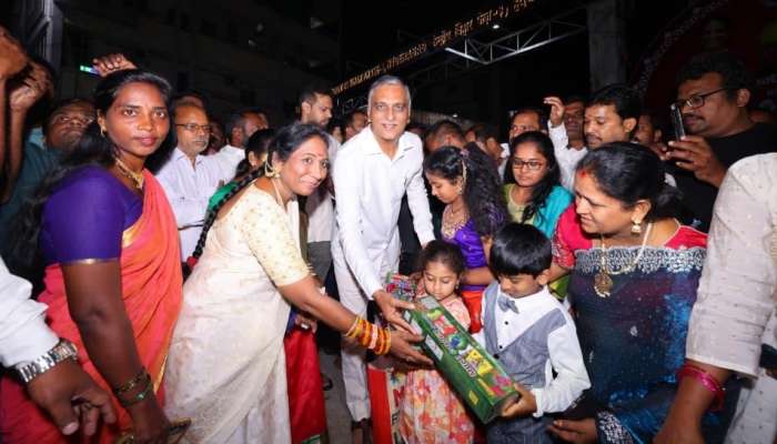 Harish Rao: నయా నరకాసురుడు రేవంత్ రెడ్డి.. దీపావళి సంబరాల్లో హరీశ్ రావు సంచలన వ్యాఖ్యలు