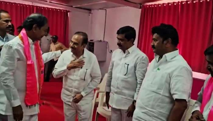 After Long Back Ex CM KCR Catches Camera Watch Latest Video
