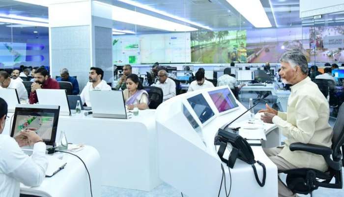 Heavy Rains: మోంథా తుఫానుపై సీఎం చంద్రబాబు సమీక్ష.. అధికారులకు కీలక ఆదేశాలు