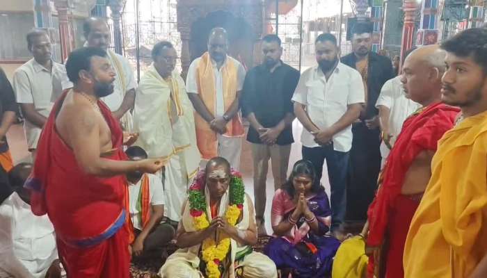 Ex Minister Mallareddy Performs Special Pooja At Keesara Temple For Karthika Somavaram