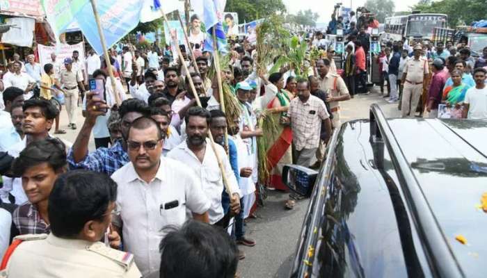 YS Jagan: వైఎస్ జగన్‌కి తృటిలో తప్పిన ప్రమాదం.. కాన్వాయ్‌కి ఆక్సిడెంట్, పలువురికి గాయాలు