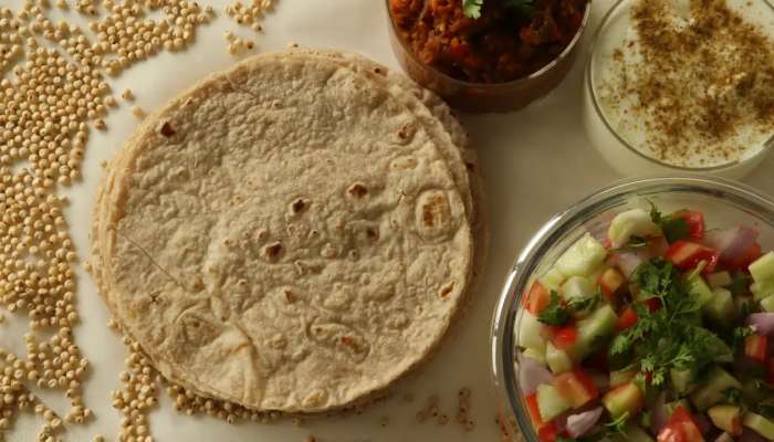 Millets Roti: చలికాలంలో రోటీ, చపాతి జీర్ణక్రియను నాశనం చేస్తాయి..ఈ పిండితో ఎన్ని రొట్టెలు తిన్నా కడుపే నిండదు!