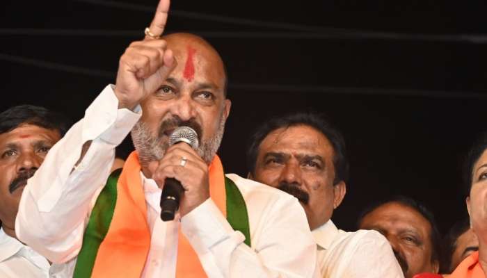 Bandi Sanjay: యువత రాజకీయాల్లోకి రావాలి.. నవ భారత నిర్మాణంలో భాగమవ్వాలి: బండి సంజయ్‌