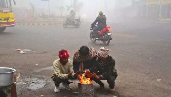 Cold Waves In Telangana: తెలంగాణలో చలిపులి పంజా.. గజగజ వణుకుతున్న ప్రజలు..!