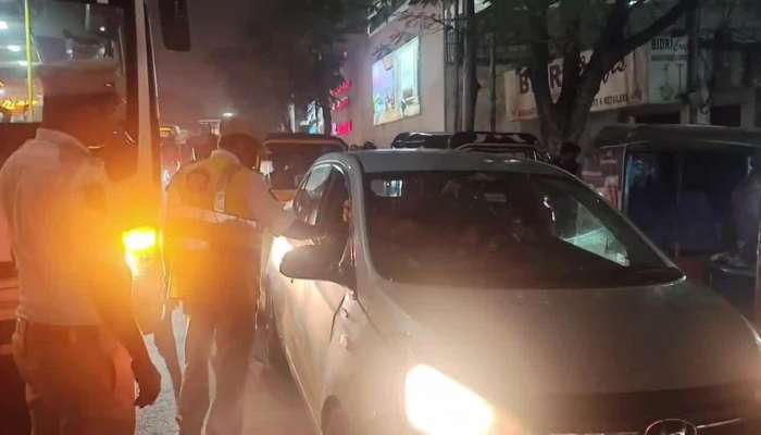 Special Drunk And Drive Tests In Hyderabad Videos Goes Viral