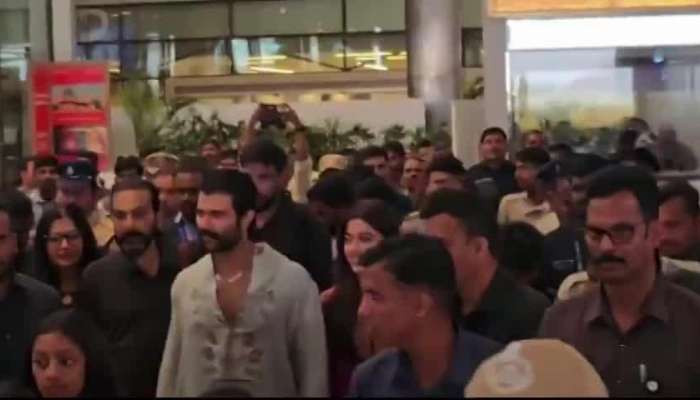 Married Couple Vijay Deverakonda And Rashmika Mandanna Arrived To Hyderabad