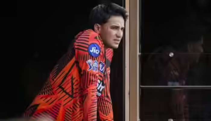 Abhishek Sharma: రికార్డుల వేటలో  డక్ మాస్టర్.. పరుగుల కంటే సున్నాలే ఎక్కువ..16వ ముద్దు ముచ్చట తీరిందా?