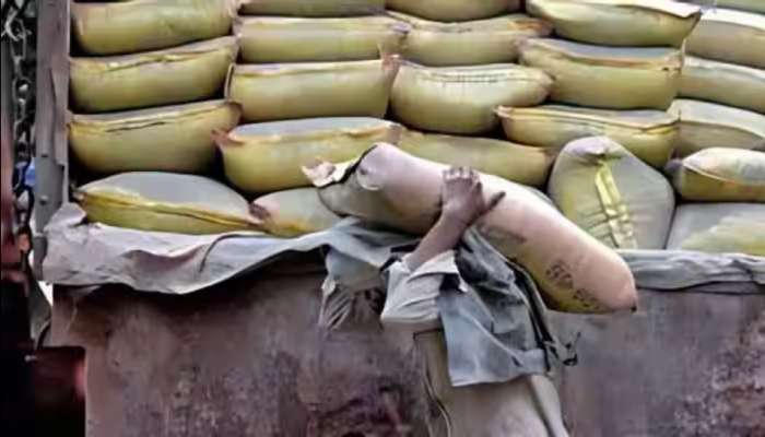 Cement Price: గృహ నిర్మాణదారులకు బంపర్ న్యూస్.. సిమెంట్ ధరలు భారీగా తగ్గింపు..!