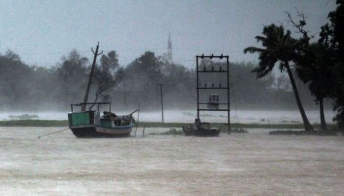 Rain Alert: బంగాళాఖాతంలో అల్పపీడనం.. ఈ జిల్లాల్లో నేడు భారీ వర్షాలు, ఐఎండీ హెచ్చరిక..