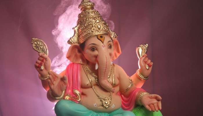 Lord Ganesh: వినాయకుడికి ఈ రాశి అంటే ఎలుకంత ఇష్టం.. వీళ్ల జీవితకాలంలో కష్టాలే చూడరు..