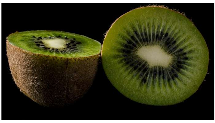 Kiwi Benefits: ఈ ఫ్రూట్‌ తింటే వచ్చే లాభాలు తెలిస్తే.. మీరు ప్రతిరోజూ తినకుండా ఉండలేరు..