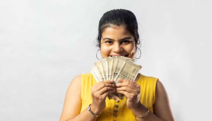 Business Ideas: జీతం డబ్బులు ఇంటి ఖర్చులకే సరిపోవడం లేదా? ఈ 10 స్మార్ట్ సైడ్ ఇన్‎కమ్ ఐడియాస్ మీ భవిష్యత్తును బంగారంగా మారుస్తాయ్..!!