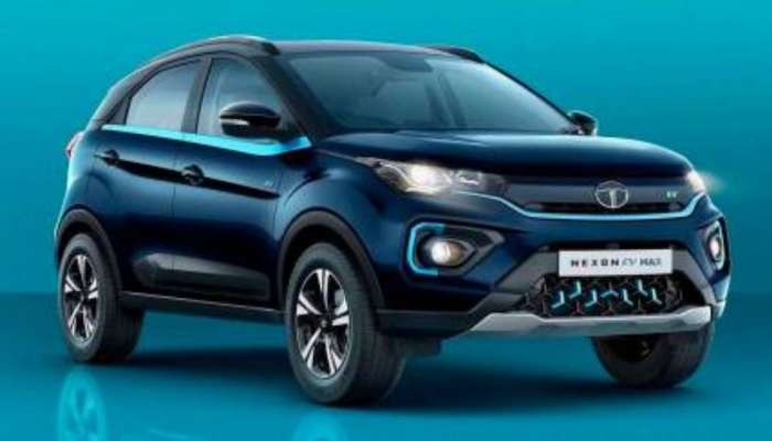  Car Discount: సంక్రాంతికి కొత్త కారు కొనాలని ప్లాన్ చేస్తున్నారా? ఈ కారుపై ఏకంగా 3 లక్షల వరకు డిస్కౌంట్..పండుగ ఆఫర్ అదరహో