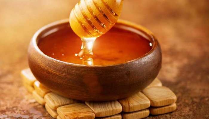 Honey Precautions: తేనెతో పొరపాటున కూడా ఈ పదార్ధాలు కలిపి తినకూడదు