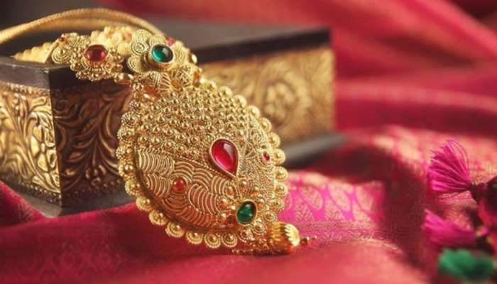 Gold Rate Today: భారీగా తగ్గిన బంగారం ధర.. మే 9వ తేదీ శుక్రవారం పుత్తడి ఎంత తగ్గిందో తెలిస్తే పండగే..!