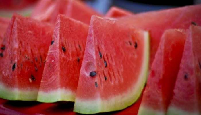 WaterMelon: మార్కెట్‌లో పుచ్చకాయల్ని కొంటున్నారా..?.. మంచిదా.. లేకుంటే కల్తీదా..?.. ఈ చిన్న టెక్నిక్‌తో గుర్తించవచ్చు..