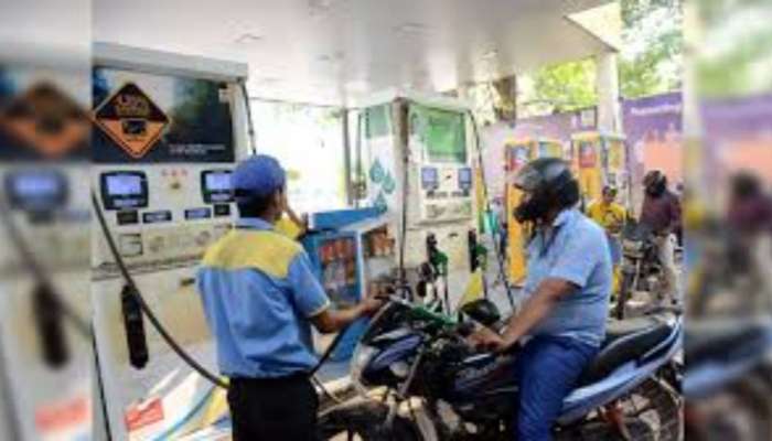 Money Saving Tips: డీజిల్, పెట్రోల్ ఖర్చు తగ్గించాలా? అయితే పెట్రోల్ పంప్ దగ్గర ఈ ట్రిక్స్ ఫాలో అయితే.. వేల రూపాయలు ఆదా చేసుకోవచ్చు.. !!