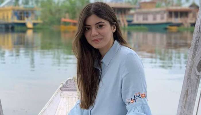 Mittali Parulkar: బ్రెడ్డు ముక్కలు అమ్ముకుంటున్న స్టార్‌ క్రికెటర్‌ భార్య.. సంపాదన తెలిస్తే షాక్!