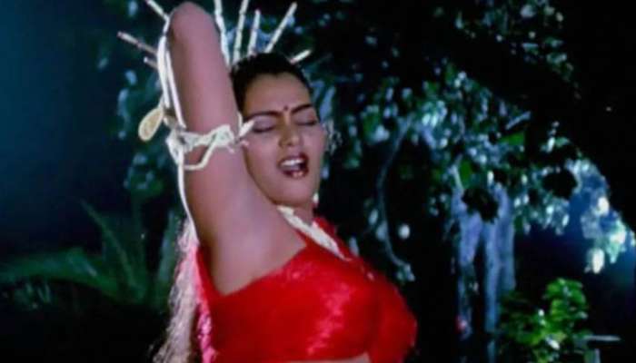 Silk Smitha: శృంగార తార సిల్క్ స్మిత &#039;ఒక రోజు&#039;కు ఎంత తీసుకునేదో తెలుసా?