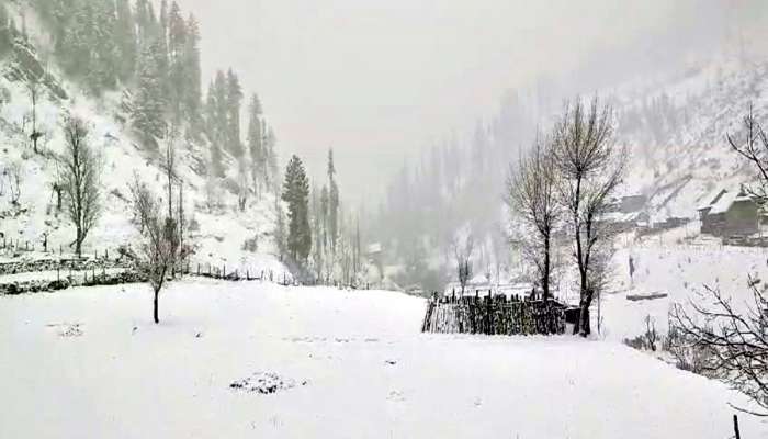 Snowfall Images: మంచు దుప్పటి కప్పుకున్న ఉత్తరాది, మైనస్‌కు పడిపోతున్న ఉష్ణోగ్రతలు