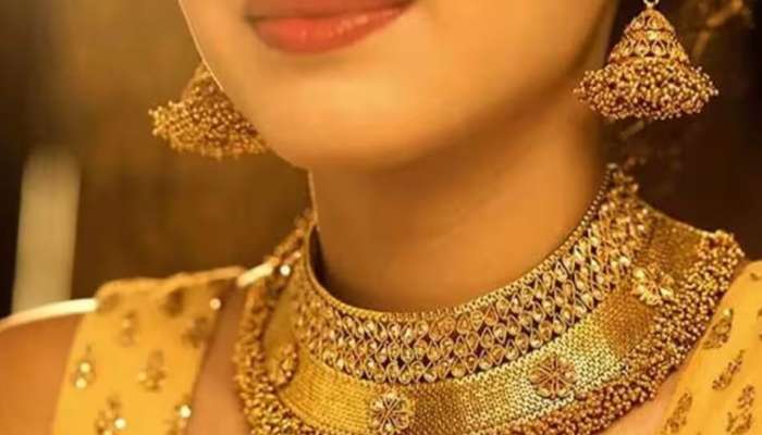 Gold Price: సుంకాల భయం..రూ. 1550  తగ్గిన బంగారం..రూ.3వేలు తగ్గిన వెండి