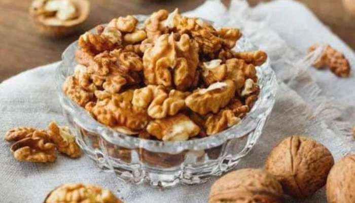 Soaked Walnuts: వర్షాకాలం వ్యాధులతో జాగ్రత్త, రోజు గుప్పెడు వాల్‌నట్స్ తింటే అన్నింటికీ చెక్