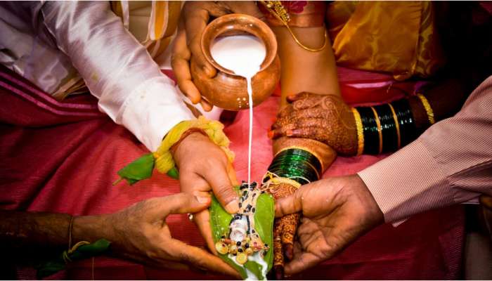 Sravana masam 2024 Weddings: శ్రావణ మాసం అంతా పెళ్లిళ్ల సీజన్..ఈ నెల రోజుల్లో తెలుగు రాష్ట్రాల్లో ఎంత బిజినెస్ జరుగుతుందో తెలుసా..?