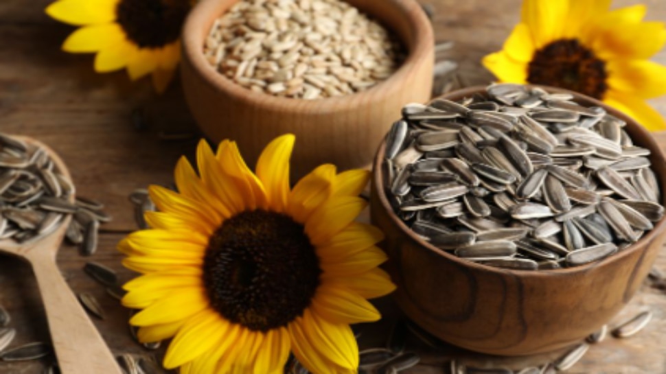 Incredible health benefits of eating Sunflower Seeds Sunflower Seeds